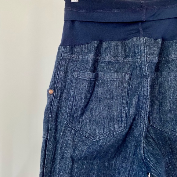 Dark Wash Straight Leg Maternity Jeans - Picture 6 of 7